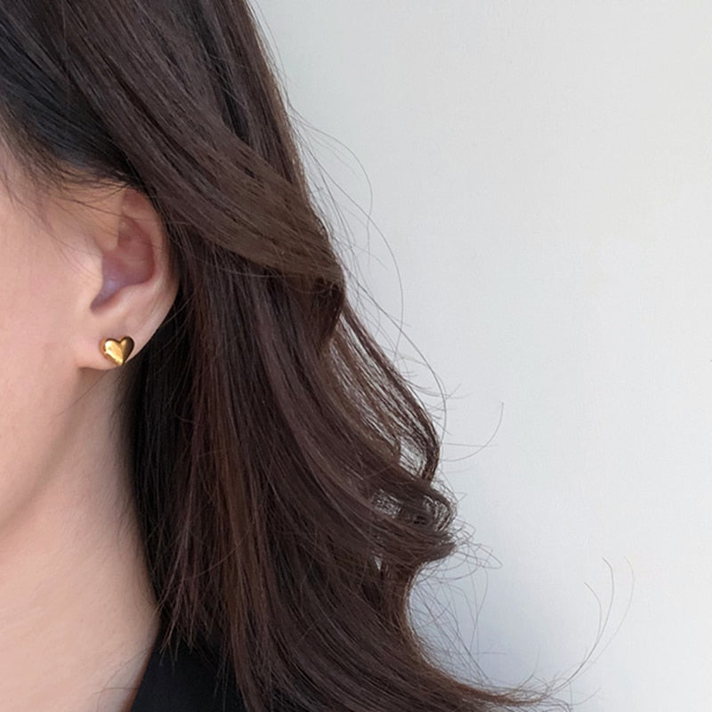 Chic Mila Heart Earrings
